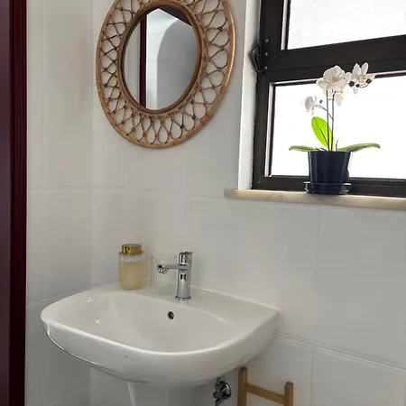 Dom wakacyjny Eca 18 *