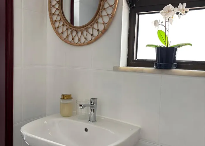 بيت للعطل Eca 18 *